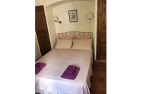 bedroom with 140cm bed